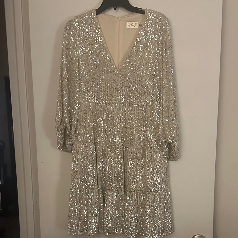 Eliza J Champagne Sequin V-Neck Midi Dress